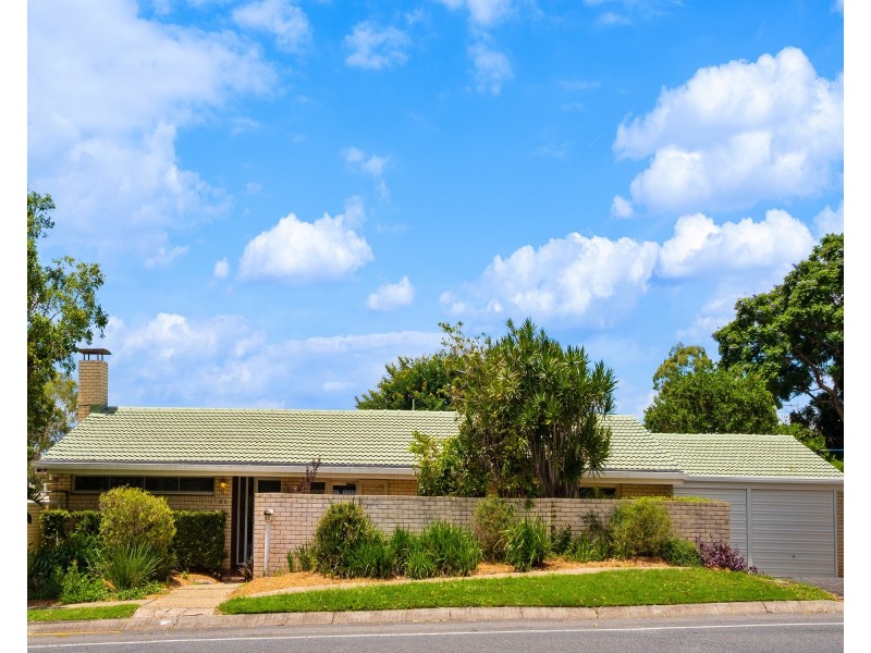 80 Kenmore Road, Kenmore QLD 4069