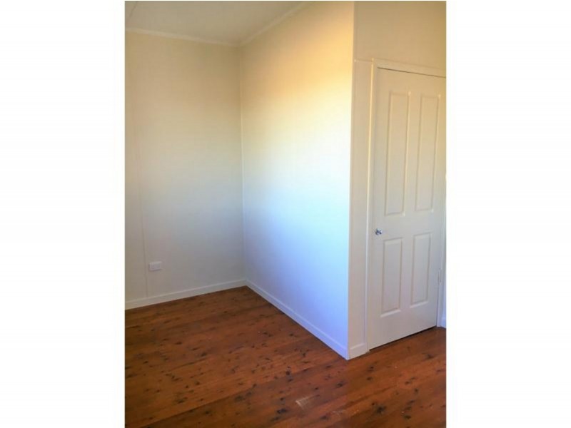 17 Primrose Street, Centenary Heights QLD 4350
