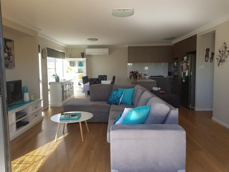 1/194 Alderley Street, Centenary Heights QLD 4350