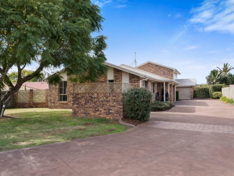 10 Carmen Street, Kearneys Spring QLD 4350