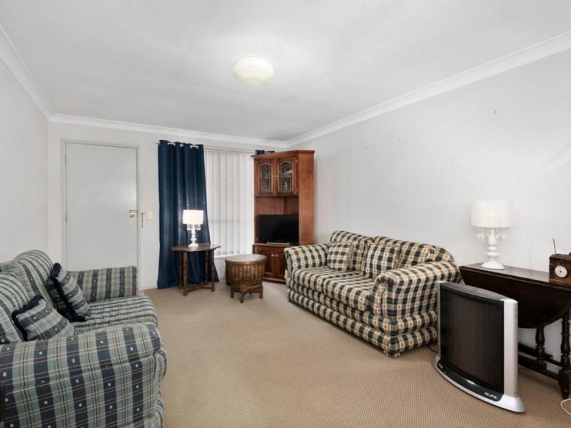 10 Carmen Street, Kearneys Spring QLD 4350