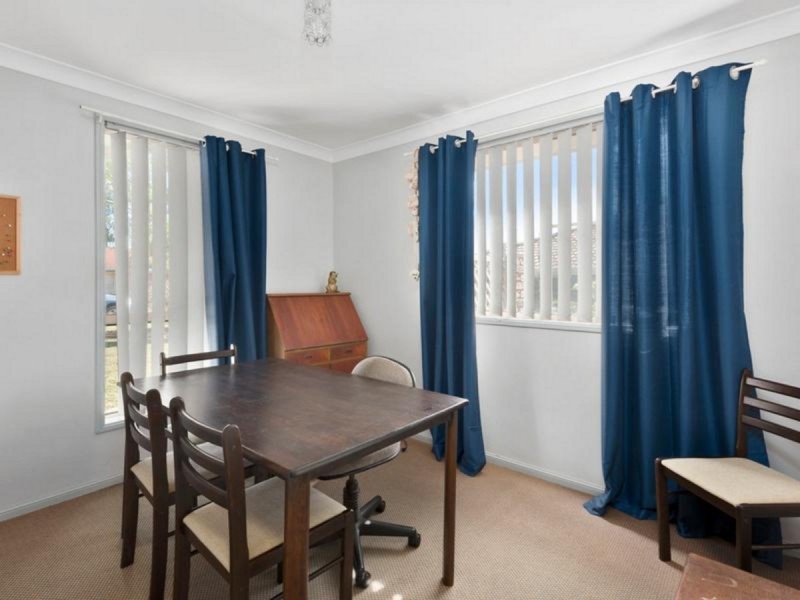 10 Carmen Street, Kearneys Spring QLD 4350
