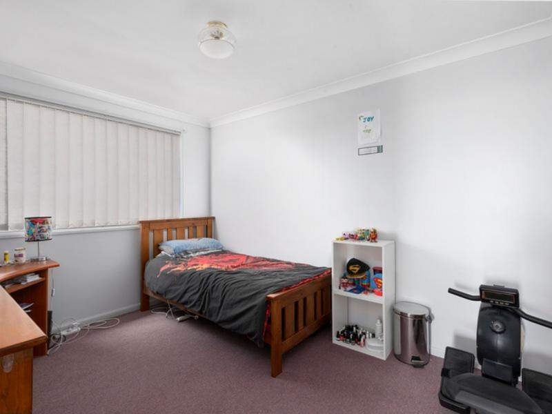10 Carmen Street, Kearneys Spring QLD 4350