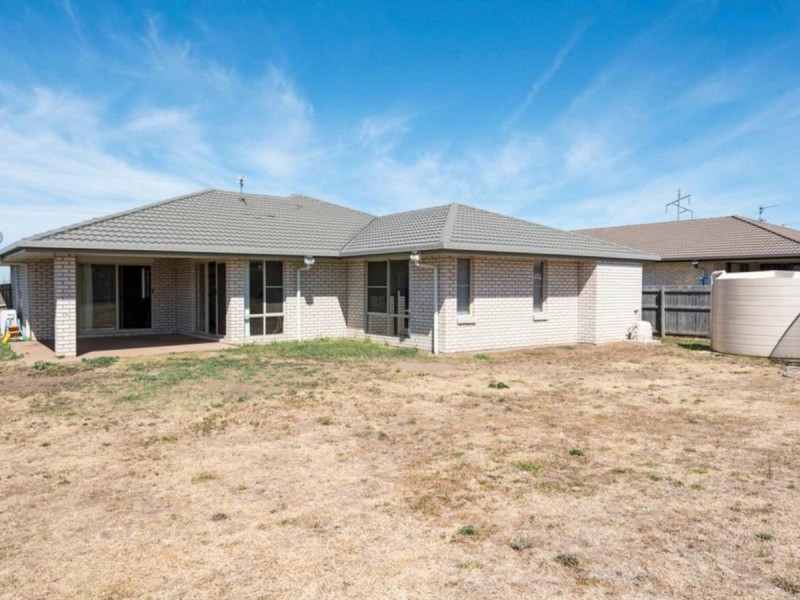 38 Newman Road, Wyreema QLD 4352
