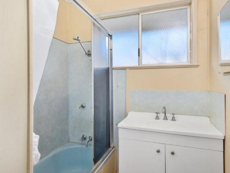 20 Weller Street, Rangeville QLD 4350