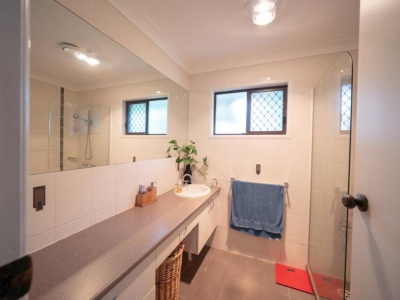 32 Jimbour Drive, Newtown QLD 4350