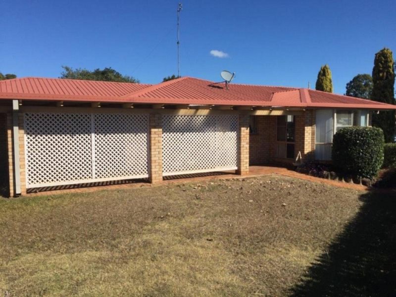 6 Edwin Court, Centenary Heights QLD 4350