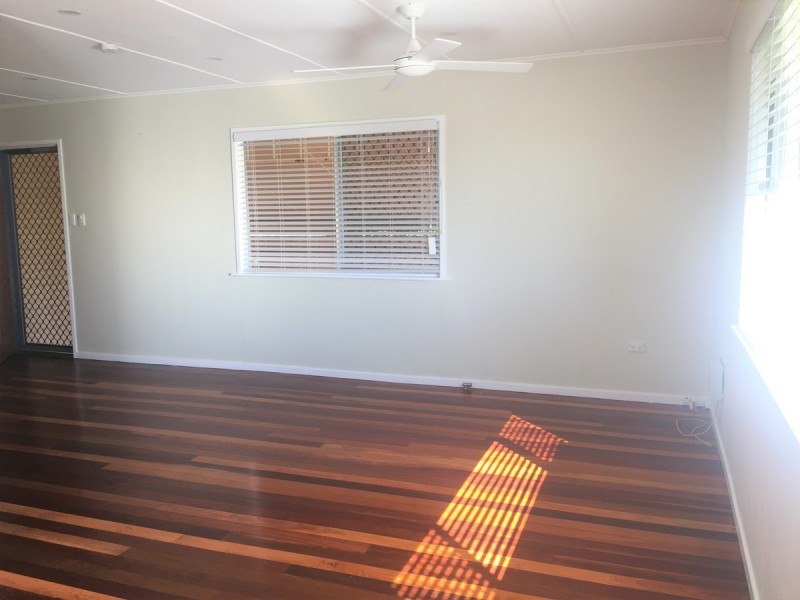 8 Norah Street, Centenary Heights QLD 4350