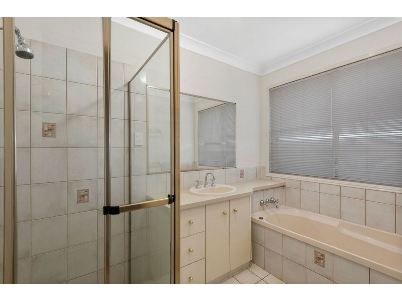 3 Elvery Court, Middle Ridge QLD 4350