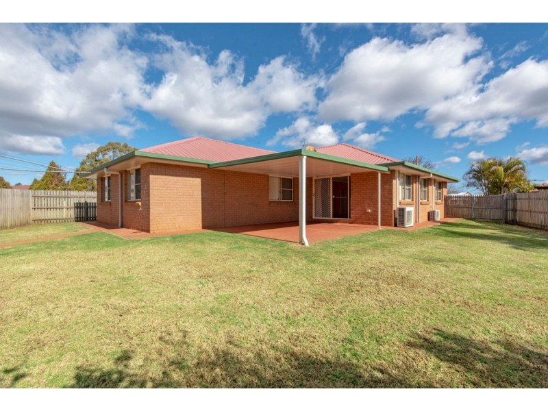 3 Elvery Court, Middle Ridge QLD 4350