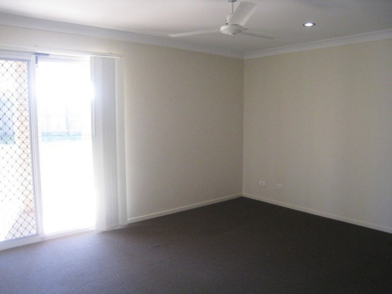 48 Newman Road, Wyreema QLD 4352