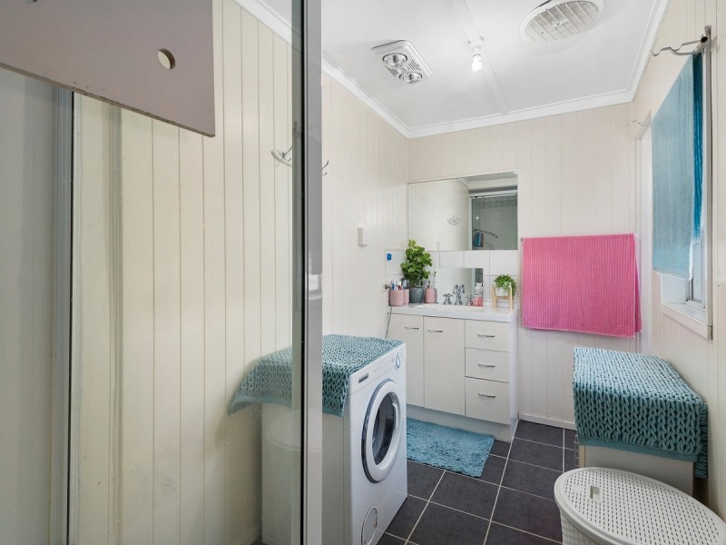 1 Morton Street, Oakey QLD 4401