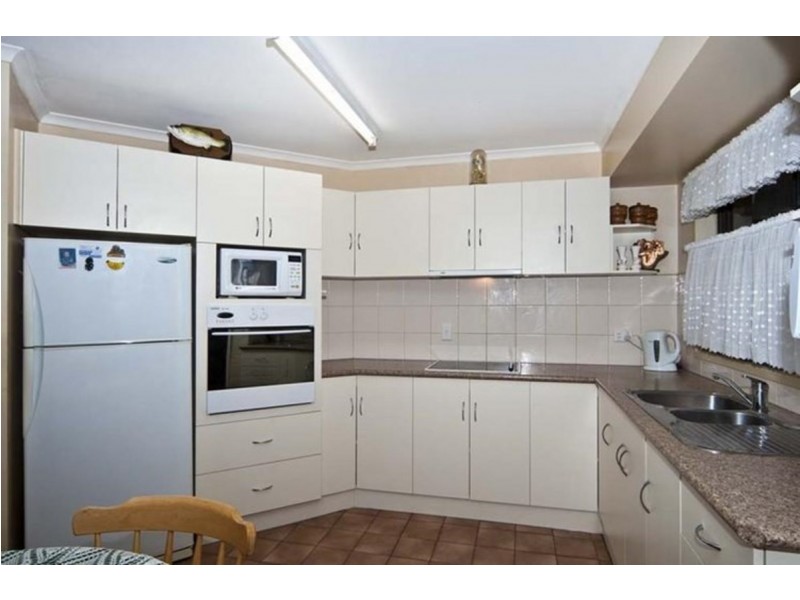 12 Thomas Street, Cambooya QLD 4358