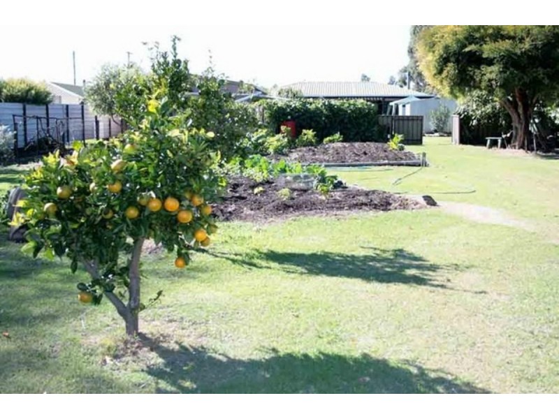 12 Thomas Street, Cambooya QLD 4358