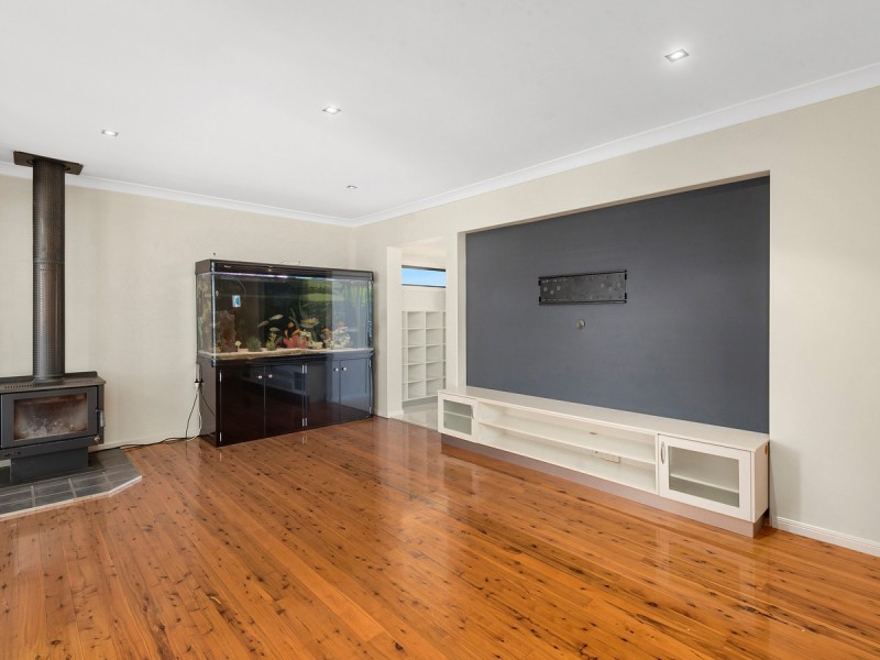 23 Matthews Street, Harristown QLD 4350