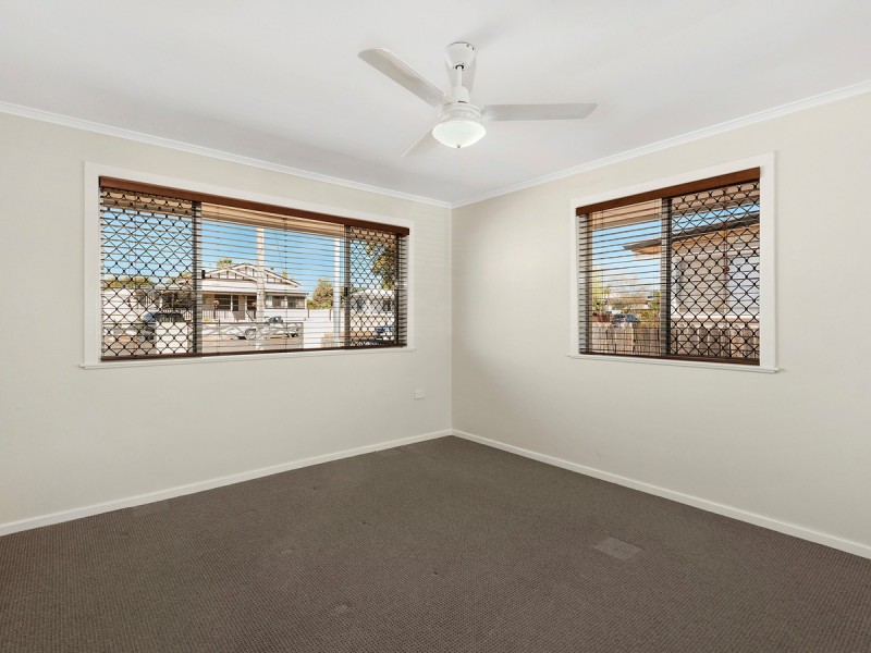 23 Matthews Street, Harristown QLD 4350