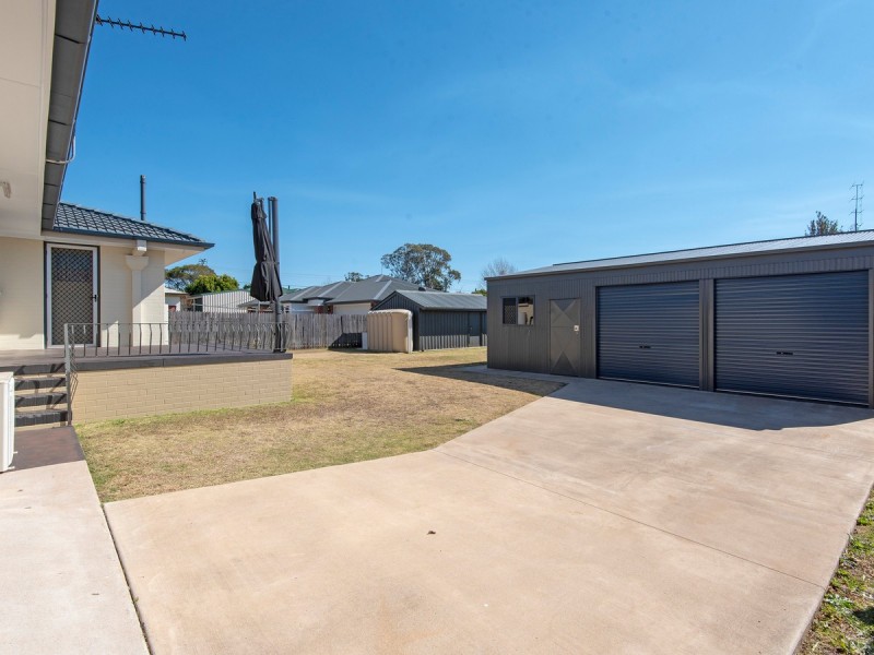 23 Matthews Street, Harristown QLD 4350