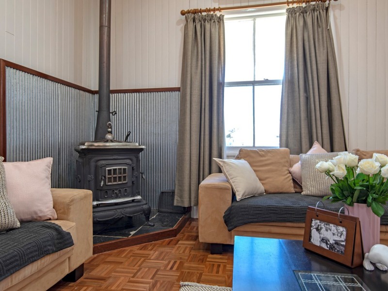 1 David Street, Rockville QLD 4350