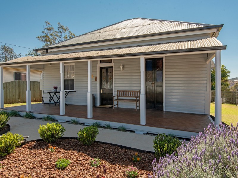 1 David Street, Rockville QLD 4350