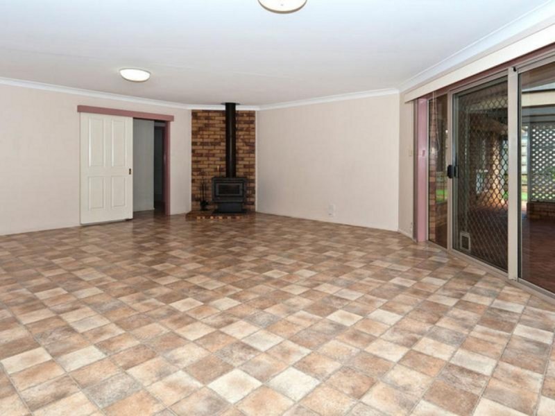 287 Greenwattle Street, Cranley QLD 4350