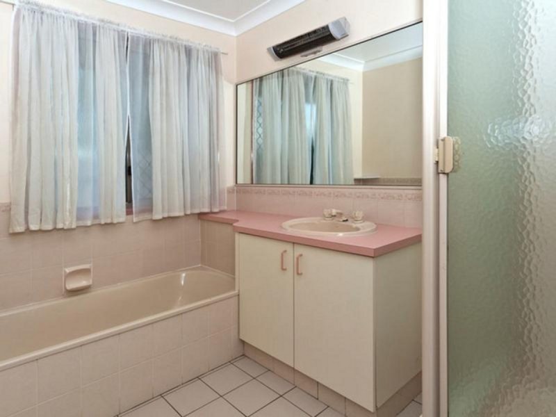 287 Greenwattle Street, Cranley QLD 4350