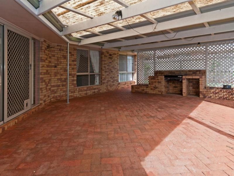 287 Greenwattle Street, Cranley QLD 4350