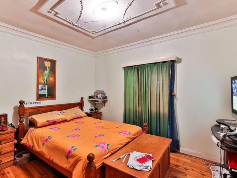 336 Hume Street, Centenary Heights QLD 4350