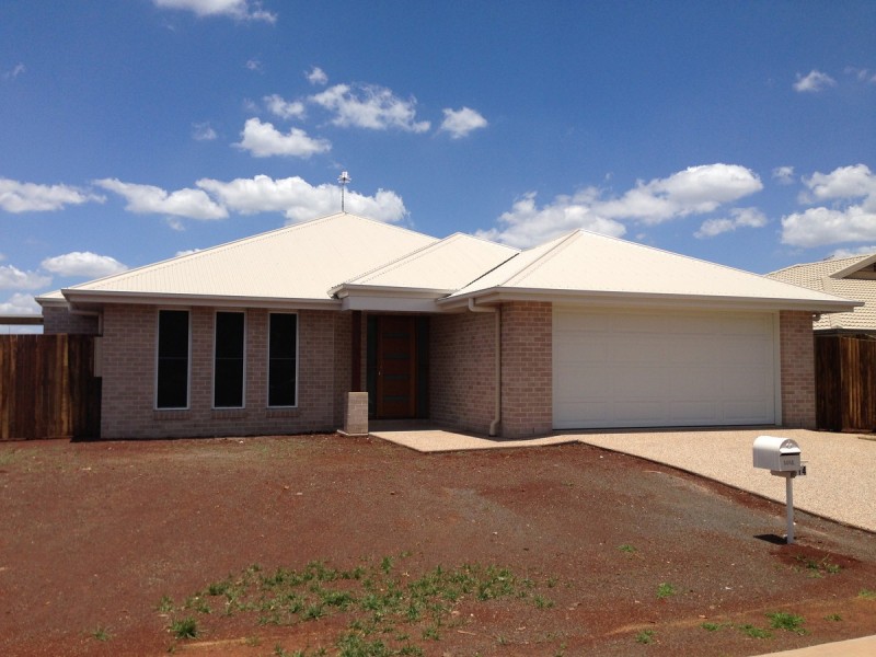 214 Nelson Street, Kearneys Spring QLD 4350