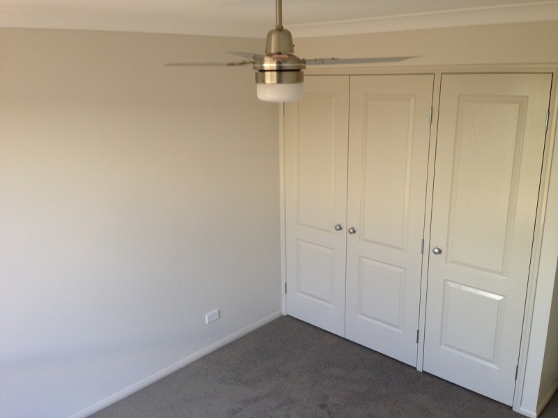214 Nelson Street, Kearneys Spring QLD 4350