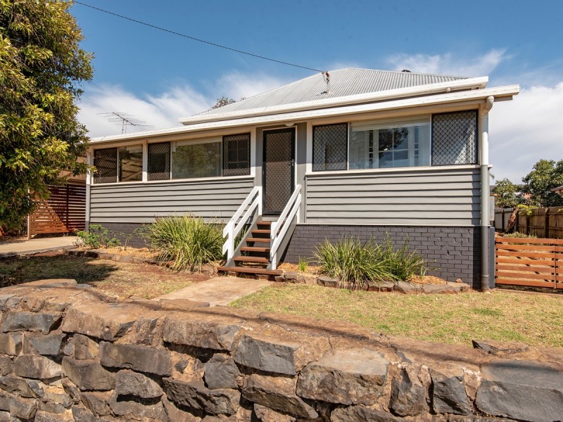 1 Boxsall Street, Newtown QLD 4350