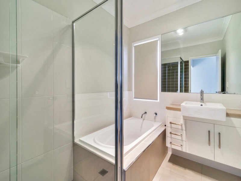 5/99 Long Street, South Toowoomba QLD 4350