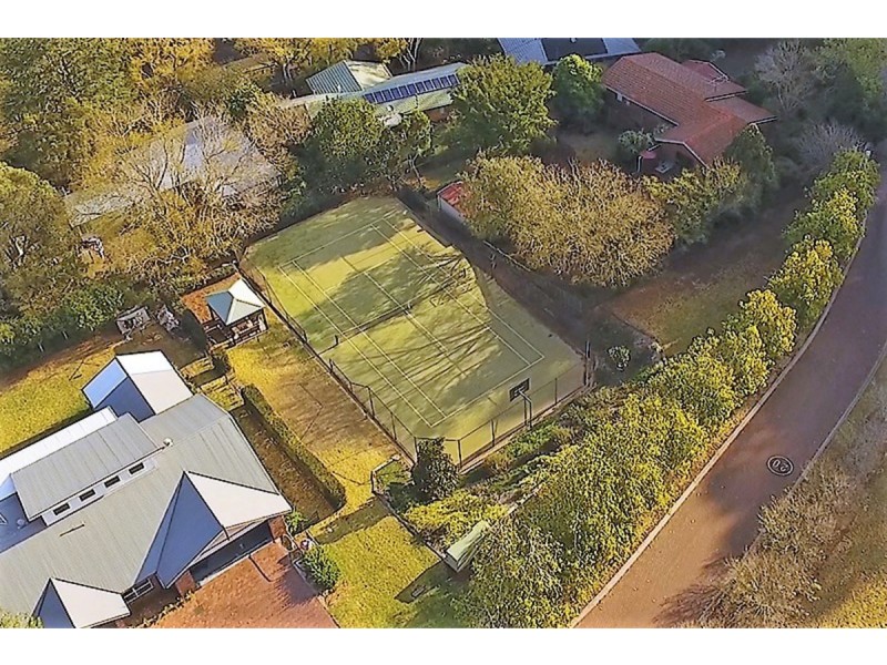 10/46a Mackenzie Street, Mount Lofty QLD 4350