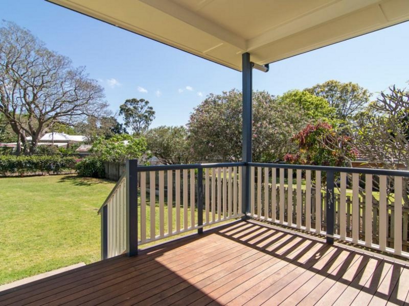 11 Anzac Avenue, Newtown QLD 4350