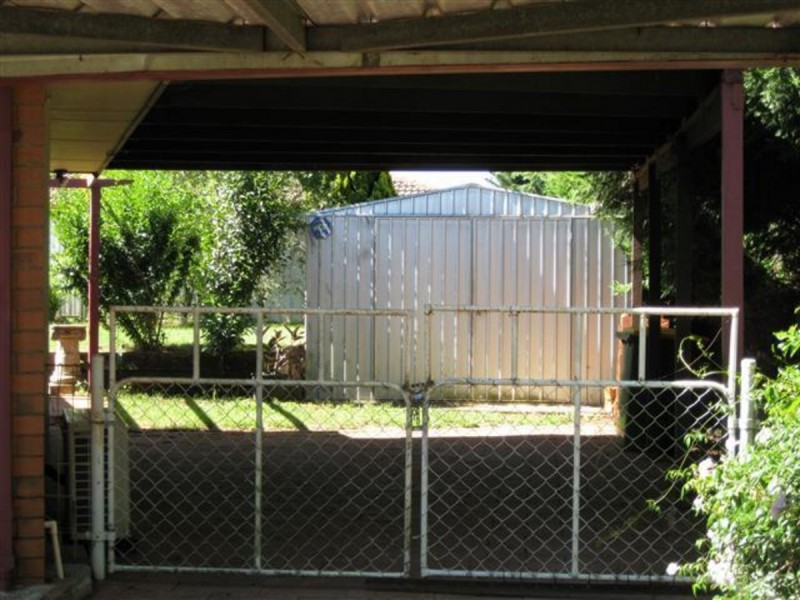 57 Seppelt Street, Wilsonton Heights QLD 4350