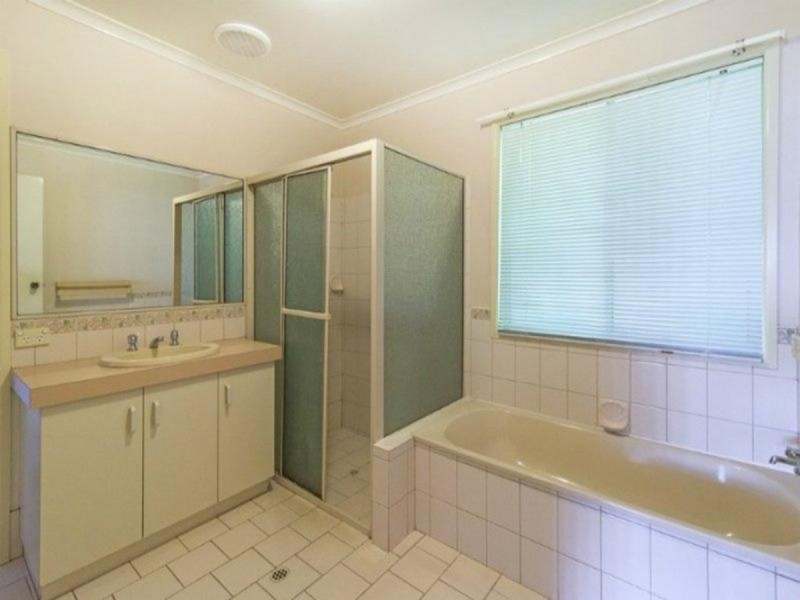 5 Dandelion Drive, Middle Ridge QLD 4350