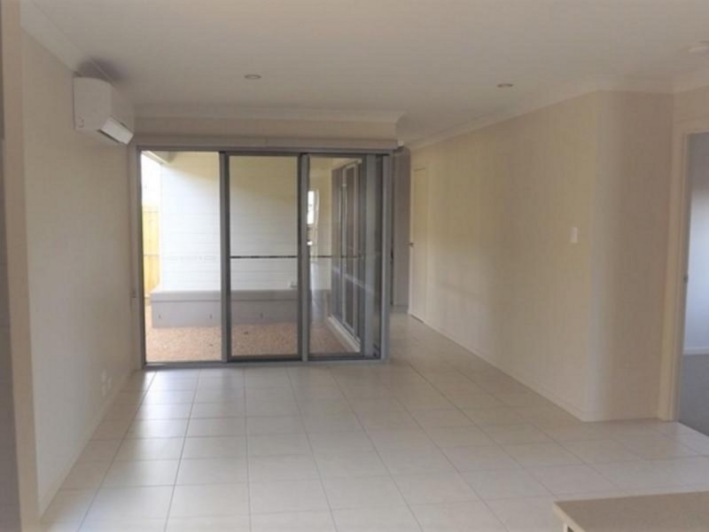 52 Sanctuary Drive, Cranley QLD 4350