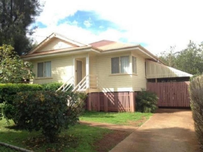 54 Gleeson Crescent, Harlaxton QLD 4350