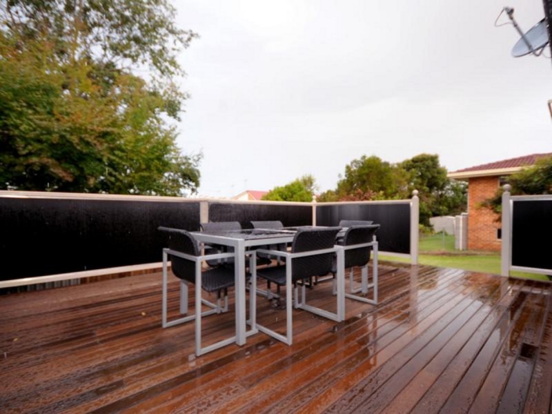 12 Bingara Street, Mount Lofty QLD 4350