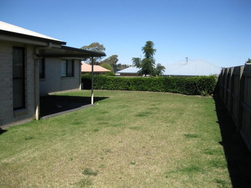 14 Patron Crescent, Glenvale QLD 4350