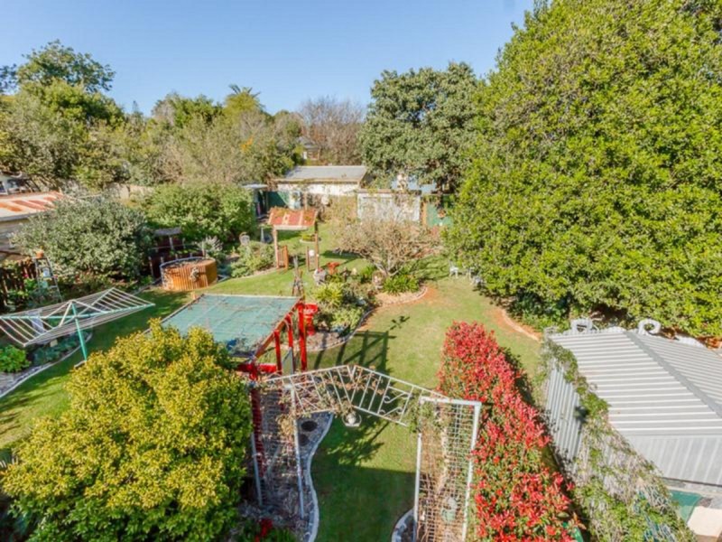 8 Perry Street, Harlaxton QLD 4350