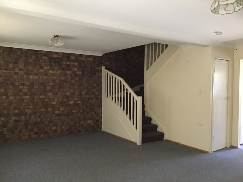 13/280 James Street, Newtown QLD 4350