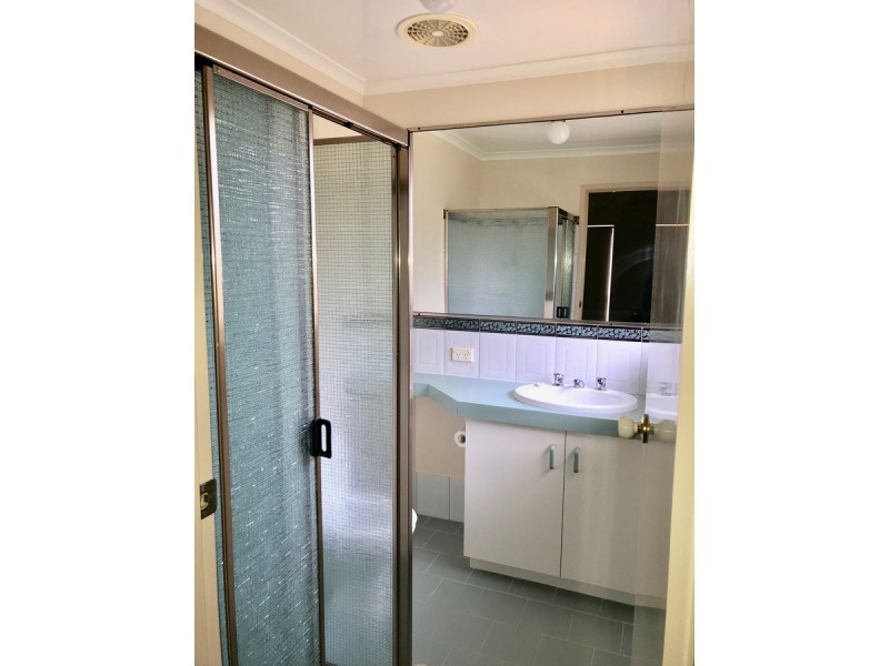 4 Ware Court, Darling Heights QLD 4350