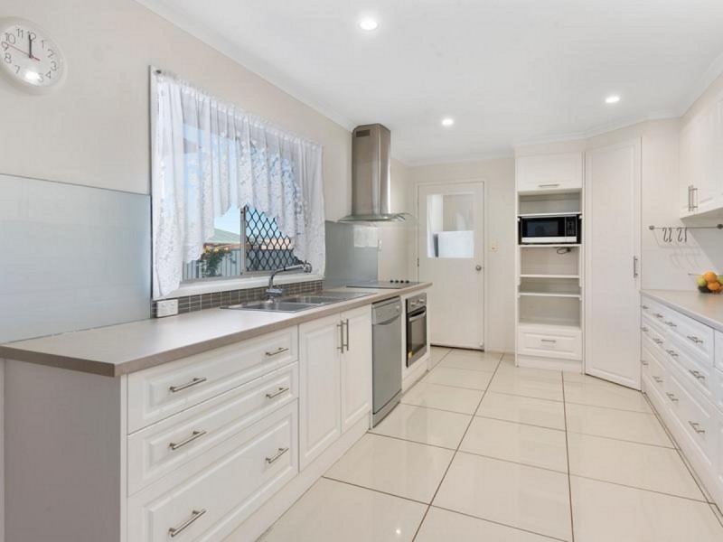 8 Birch Court, Darling Heights QLD 4350