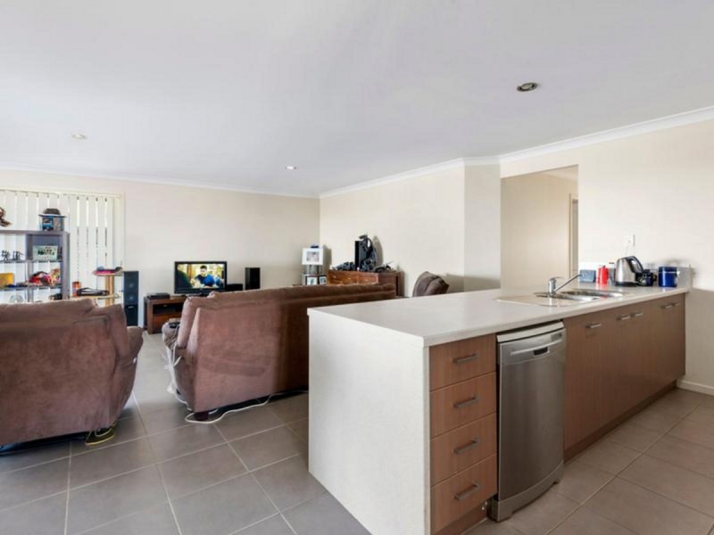 68 Newman Road, Wyreema QLD 4352