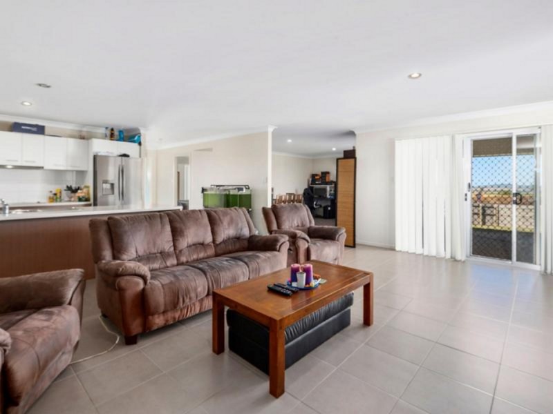 68 Newman Road, Wyreema QLD 4352
