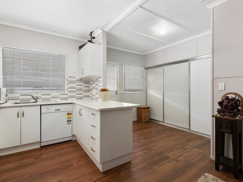 326 Alderley Street, Kearneys Spring QLD 4350