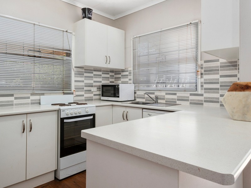 326 Alderley Street, Kearneys Spring QLD 4350