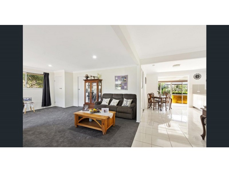 11 Jason Street, Wilsonton Heights QLD 4350