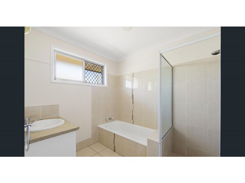 11 Jason Street, Wilsonton Heights QLD 4350