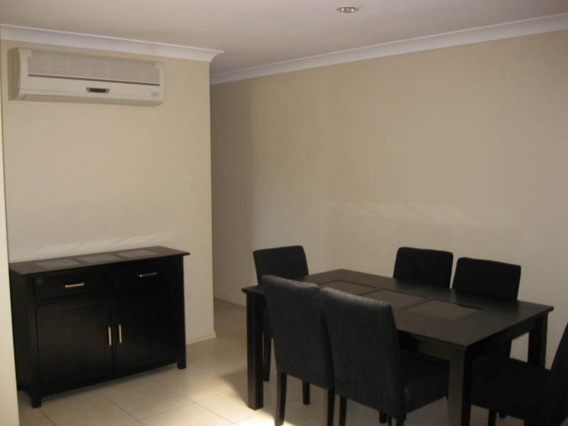 1/16 Winning Street, Glenvale QLD 4350